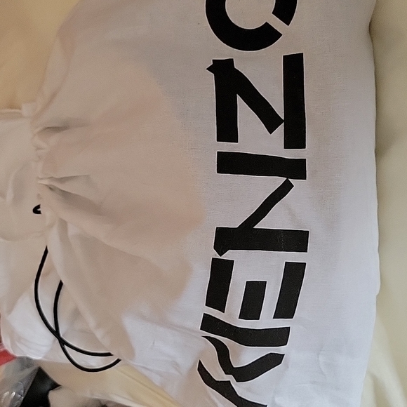 Kenzo small K crossbody in black leather. - Picture 9 of 9